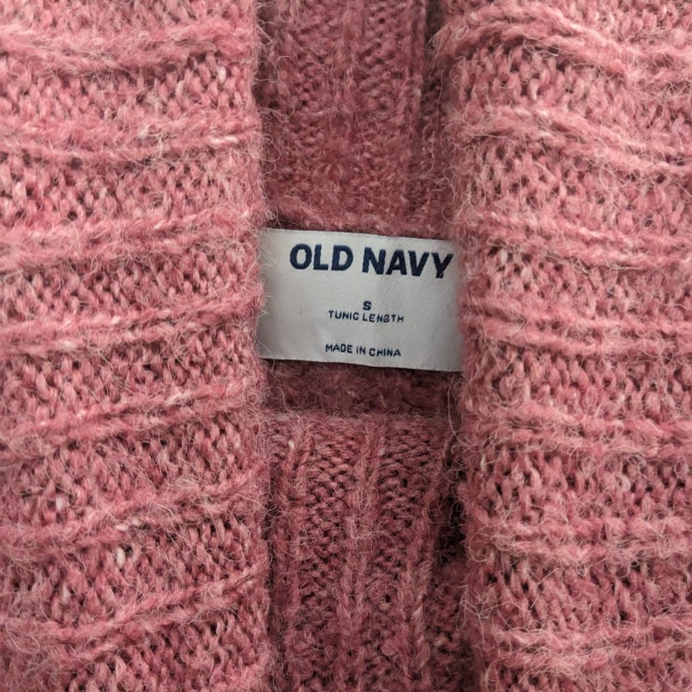 Old Navy Tunic Length Pink Oversized Turtleneck (S) - Picture 4 of 4